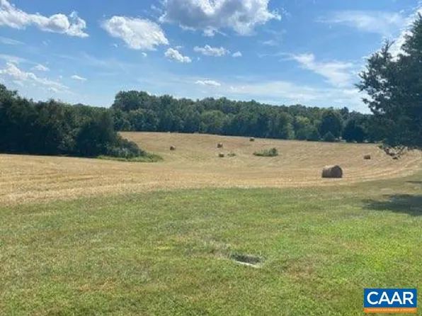 12 Frays Ridge Rd, Earlysville, VA 22936