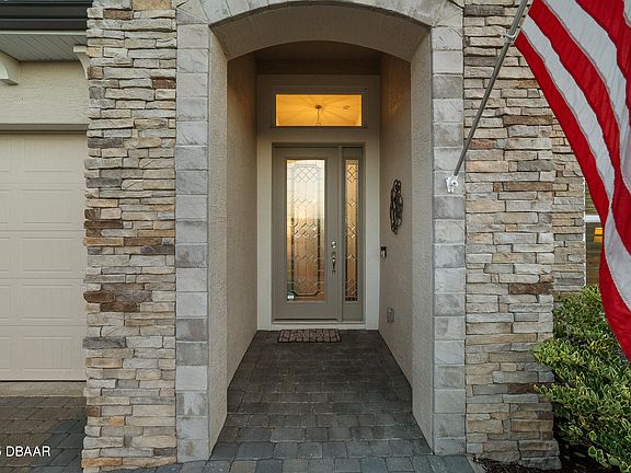 2nd image of 29 Kingswood Ct