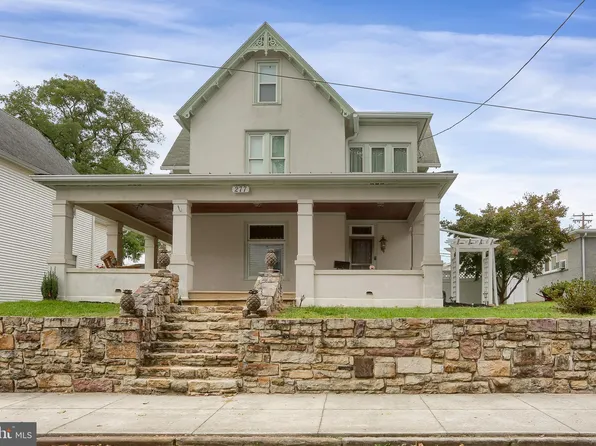277 North St, Millersburg, PA 17061