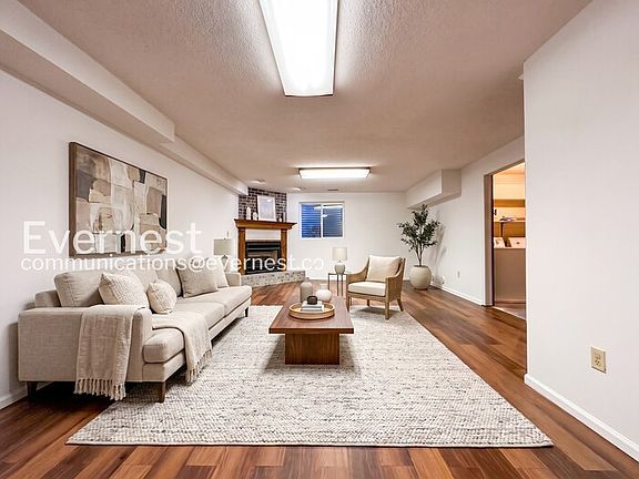 3rd image of 5042 E 112th Pl