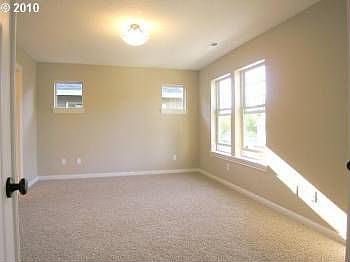3rd image of 16790 SW Kavitt Ln