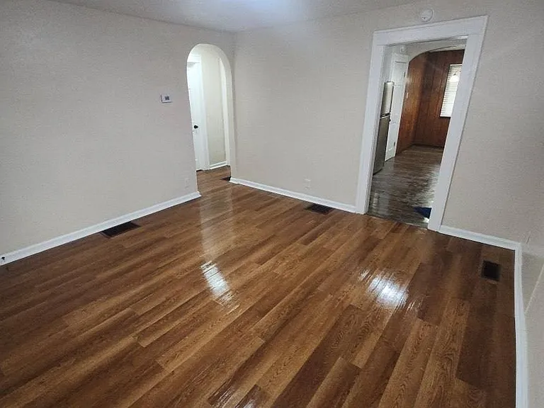 1351 College Park — Photo 35