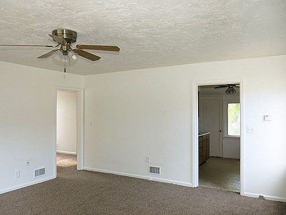 5th image of 420 5th St