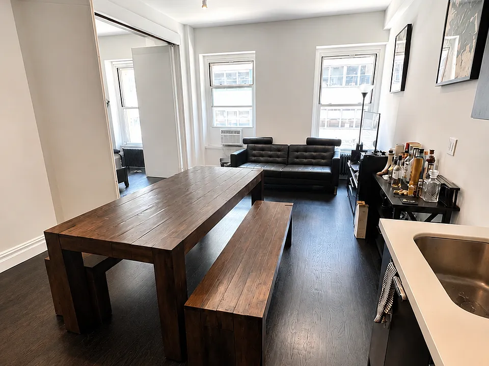 31 Union Sq W #2B
