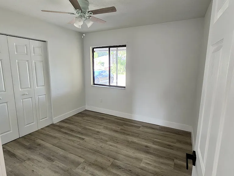 2051 Midnight St — Photo 9