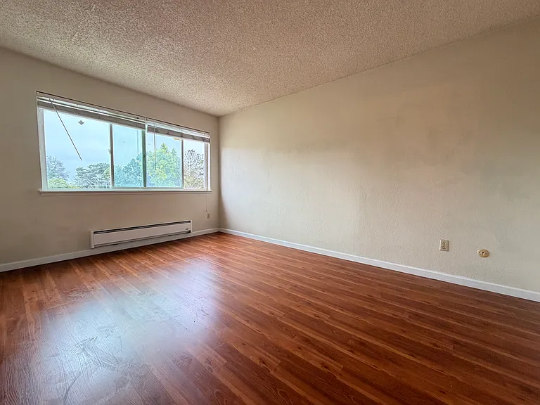 3161 Birmingham Dr #204 — Photo 6