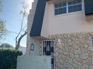 902 W Millard Ct, Daytona Beach, FL 32117