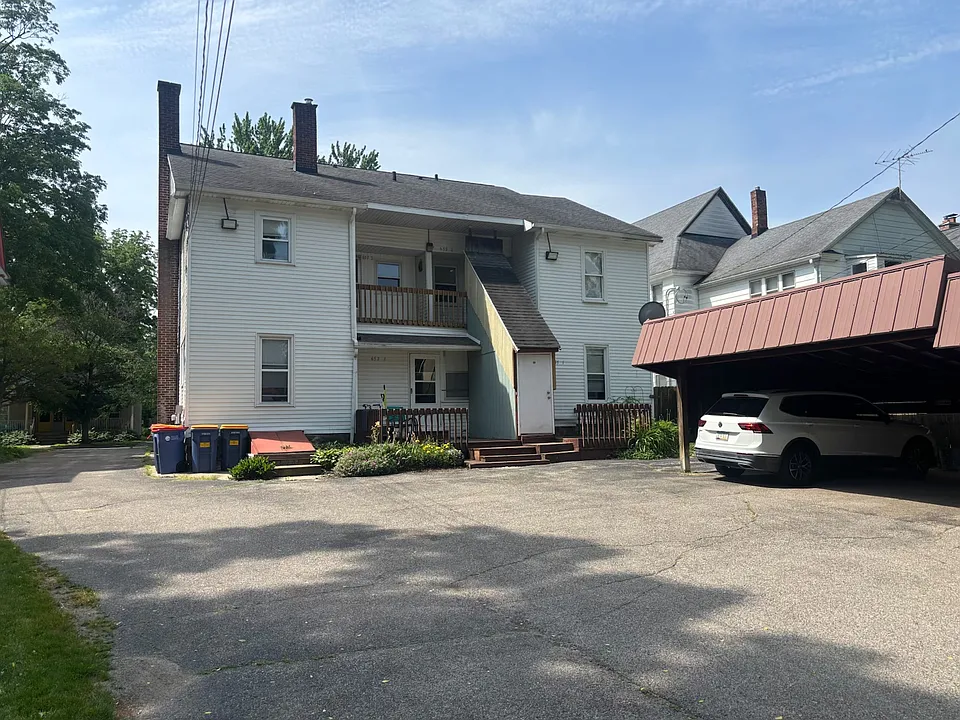 657 Kellogg St SE