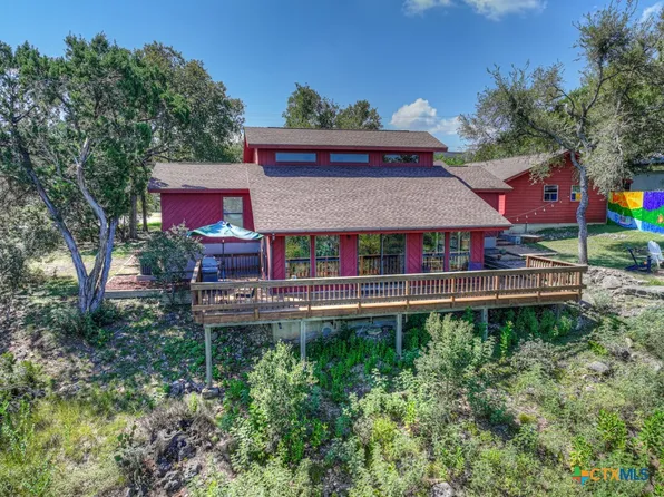 2491 Skyline Dr, Canyon Lake, TX 78133