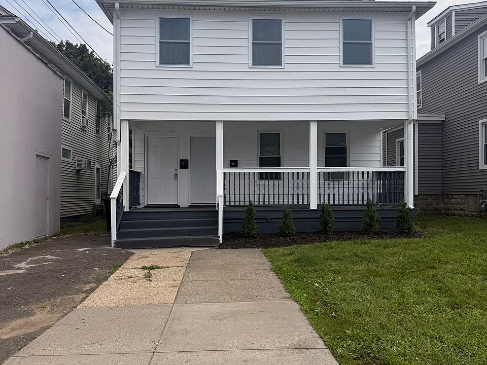 1st image of 105 Bridgeport Ave #2