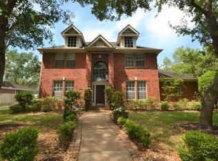 2106 Old Legend Dr, Sugar Land, TX 77478