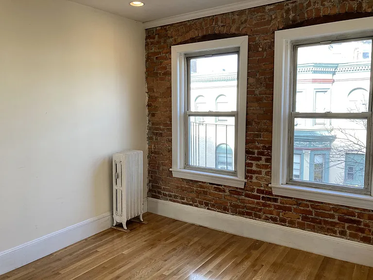 13 Haviland St #1W — Photo 6