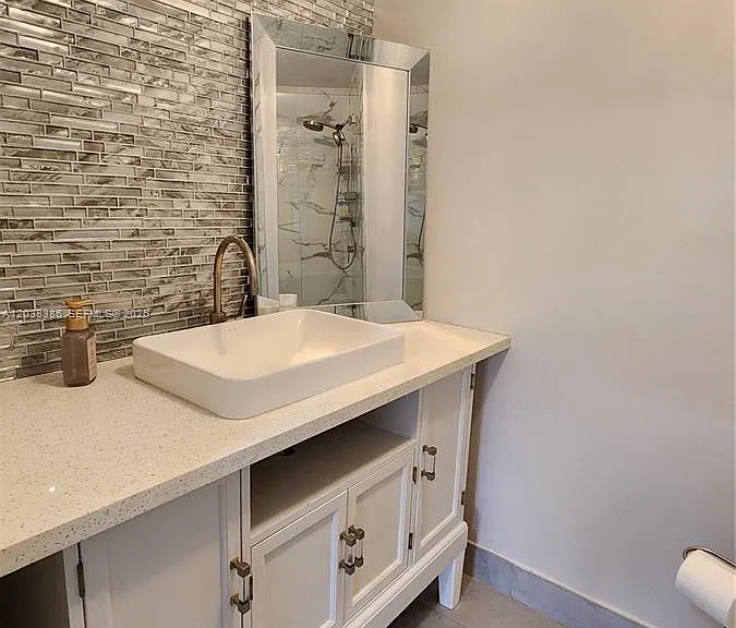 11425 SW 87th Ter — Photo 10