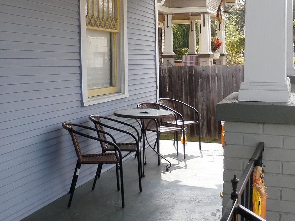 1st image of 2712 Baronne St