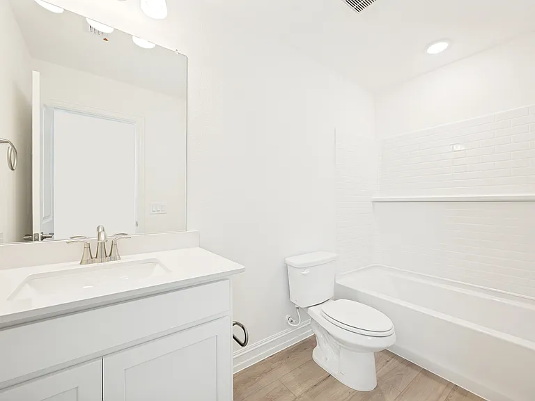 1708 Kendell St — Photo 11