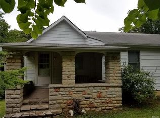 2512 Williams Creek Rd, High Ridge, MO 63049