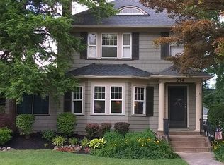 214 Columbus St, Elyria, OH 44035