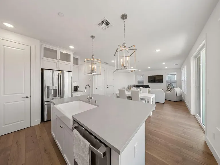 1946 Carmel Ranch Cir — Photo 3