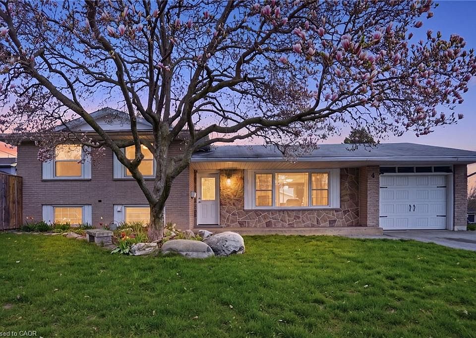 1st image of 4 Clifton Downs Rd