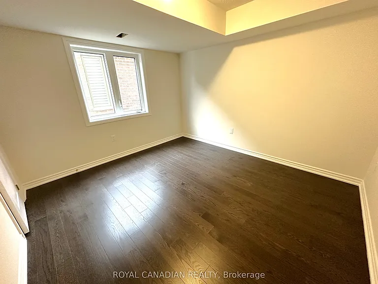 9 Bannister Rd #UPPER — Photo 13