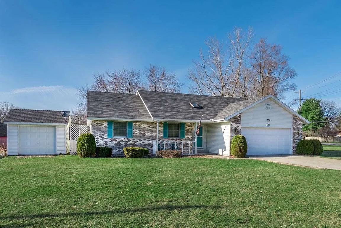 54233 Homeland Rd photo 1