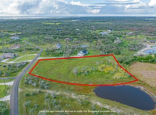 215 Coastal Wildwood Dr, Rockport, TX 78382