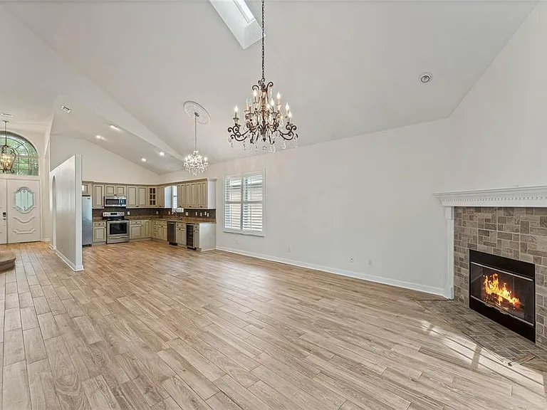 7284 Hawksnest Blvd — Photo 10