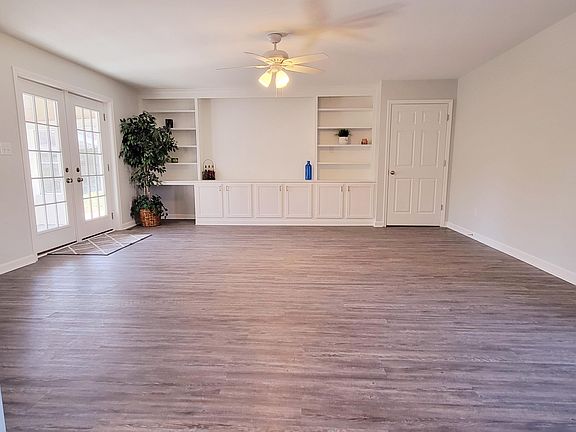 5th image of 612 Cricklewood Dr