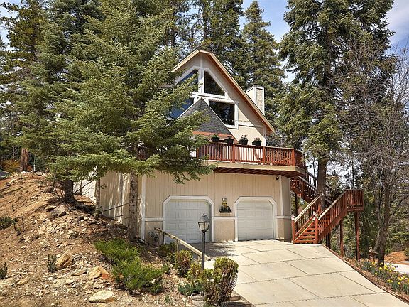 2nd image of 220 Spyglass Ct