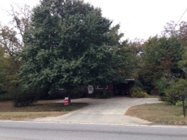 2nd image of 135 S Belair Rd