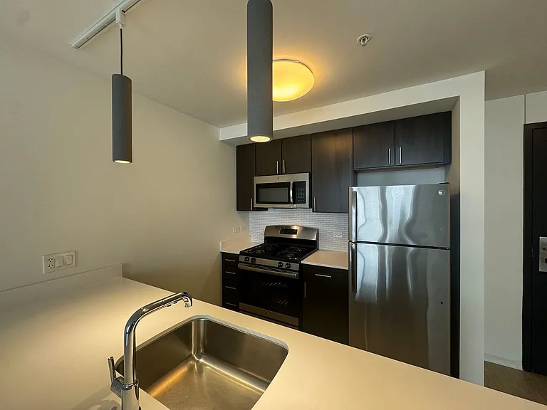 River North Luxury, On Display — Photo 59