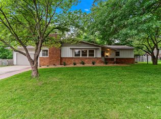 1248 S Fremont Ave, Springfield, MO 65804