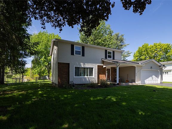 2nd image of 227 Belvista Dr