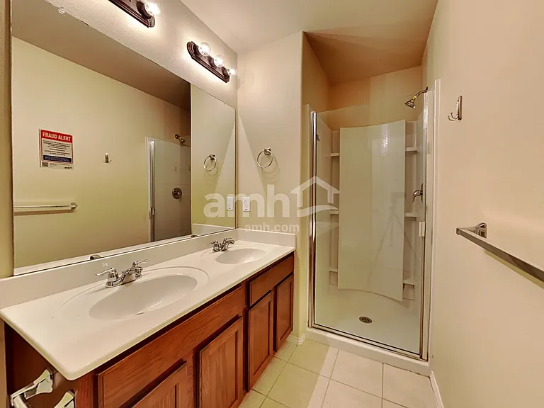 10305 Fossil Valley Dr — Photo 11