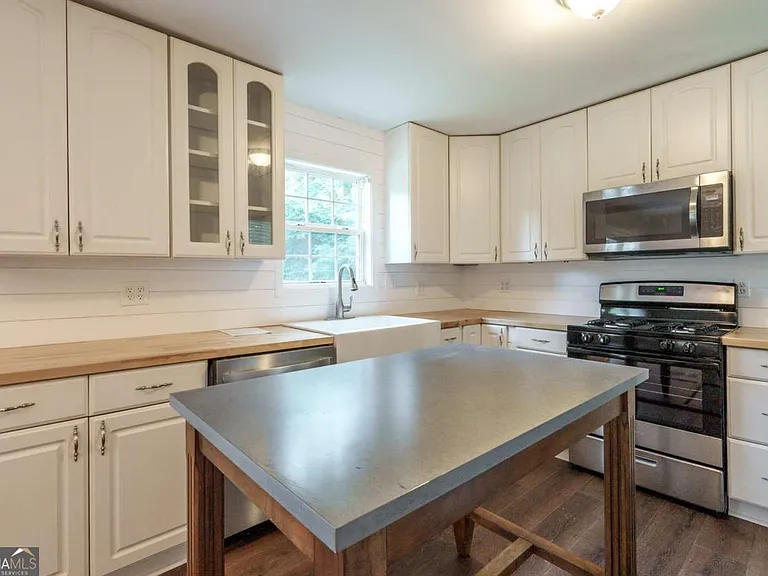 3322 Dewey Hogan Rd — Photo 15
