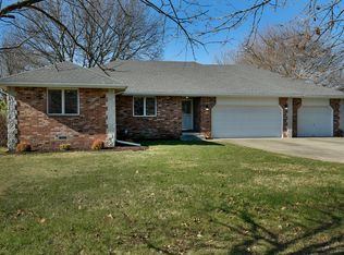 2201 S 20th Ave, Ozark, MO 65721