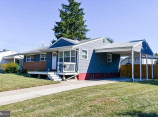 28 Laclede Dr, Burlington, NJ 08016