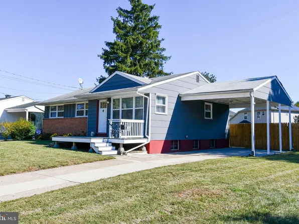 28 Laclede Dr, Burlington, NJ 08016