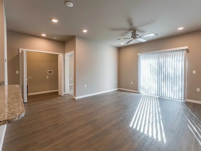 Coryell Commons — Photo 101