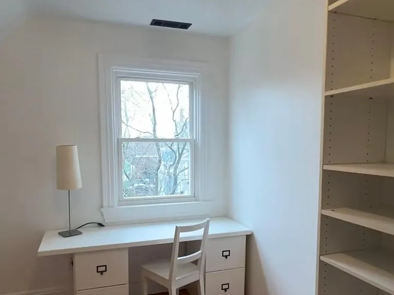 4 East St #3-1 — Photo 2