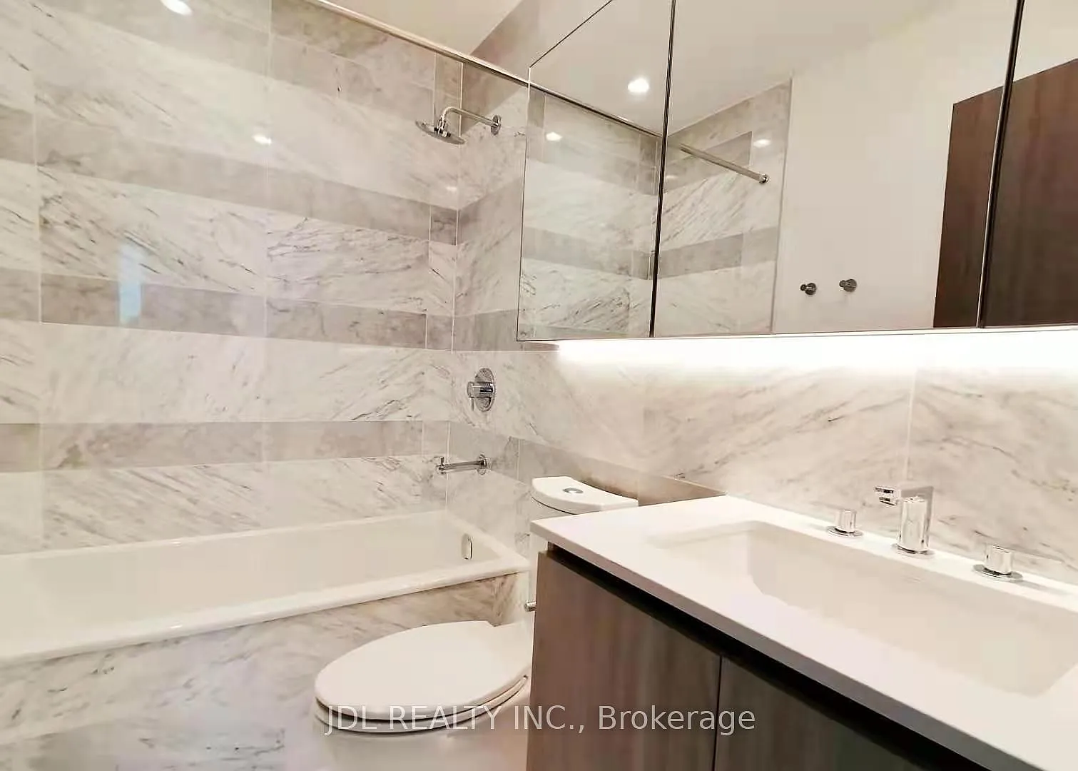 2 bed, $2,400 — Photo 3