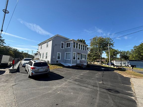 2nd image of 23 River Road