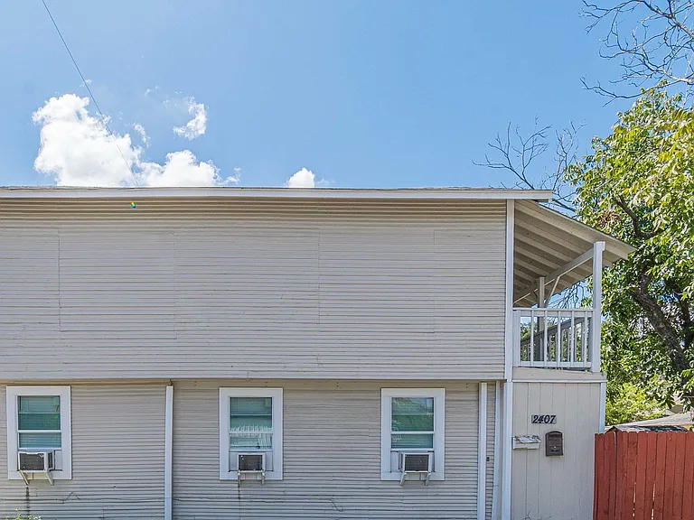 2407 S New Braunfels Ave #3 — Photo 11