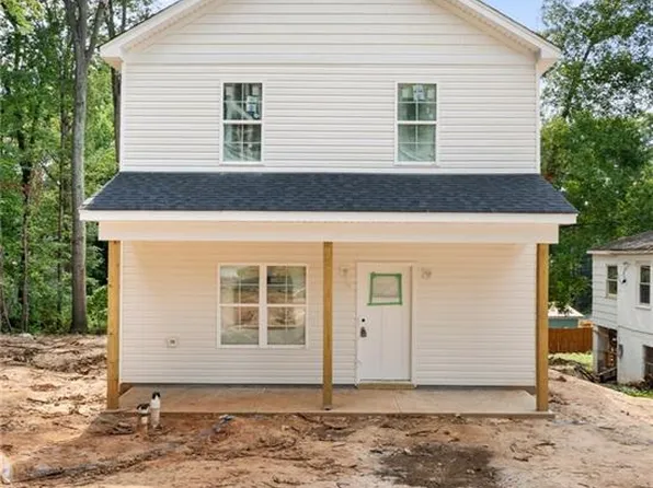 4946 Wilkes Dr, Winston Salem, NC 27106