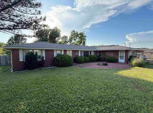 200 Fairview Ave, Ponca City, OK 74601