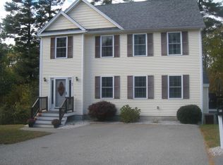 42 Perron Way, Lowell, MA 01854