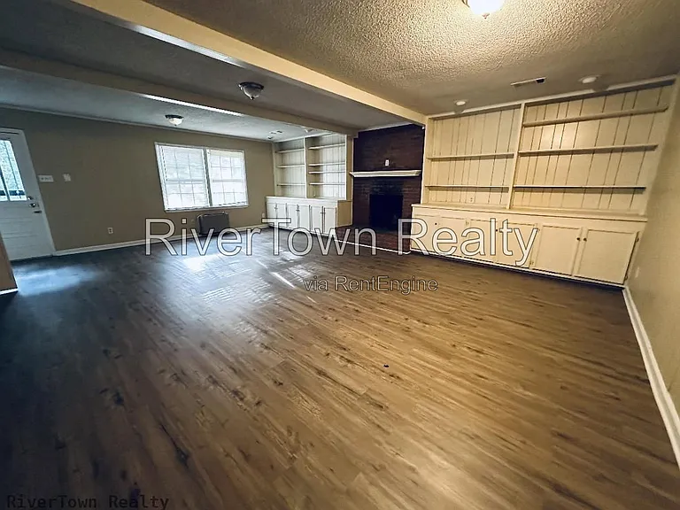 842 Isabelle St — Photo 16