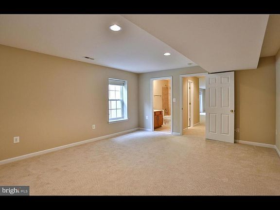 5th image of 14460 General Washington Dr