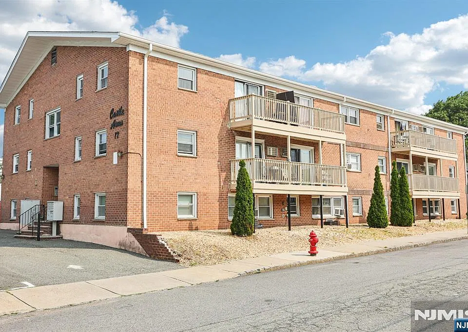 17 Cuozzo St #27