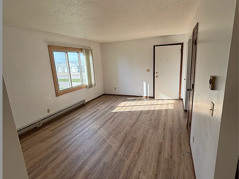 W2775 Sherry Ln #6 — Photo 4